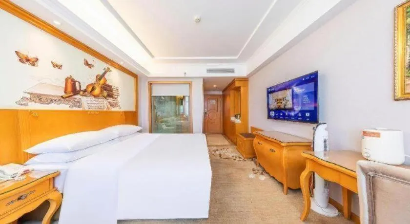 Bed in Vienna Hotel Qinghai Dachaidan