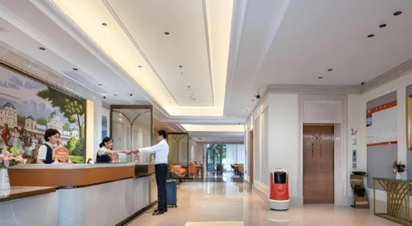 Vienna Hotel Hangzhou East Railway Station West Square