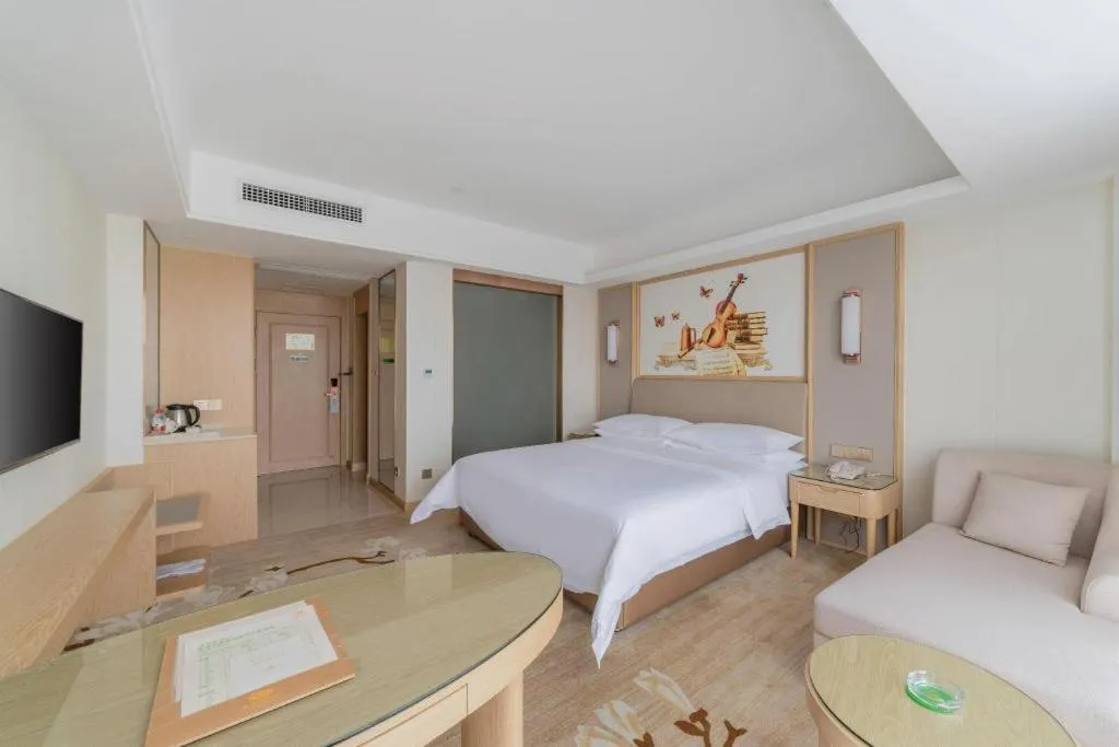 Bed in Vienna Hotel Guangdong Shantou Chaoyang Heping