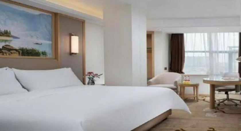 Bed in Vienna Hotel Guangdong Shantou Chaoyang Heping