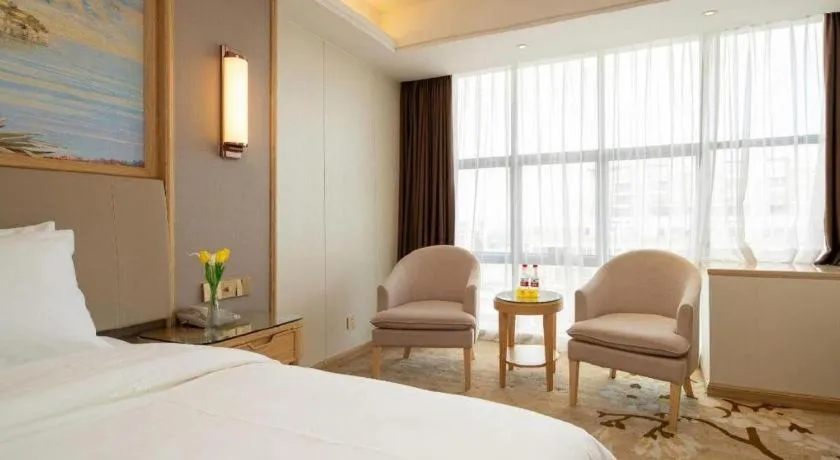Bed in Vienna Hotel Guangdong Shantou Chaoyang Heping