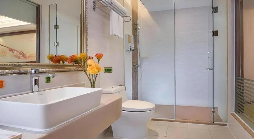 Vienna Hotel Guangdong Zhongshan Ancient Town Lighting Expo Center