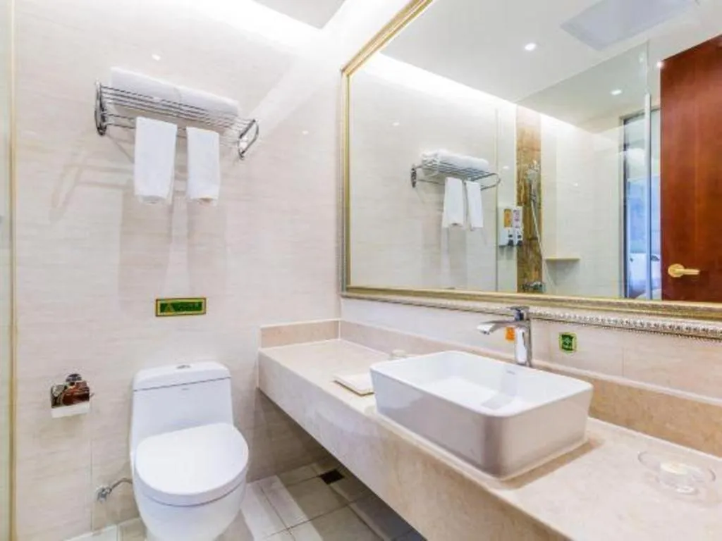 Vienna Hotel Guangdong Zhongshan Ancient Town Lighting Expo Center