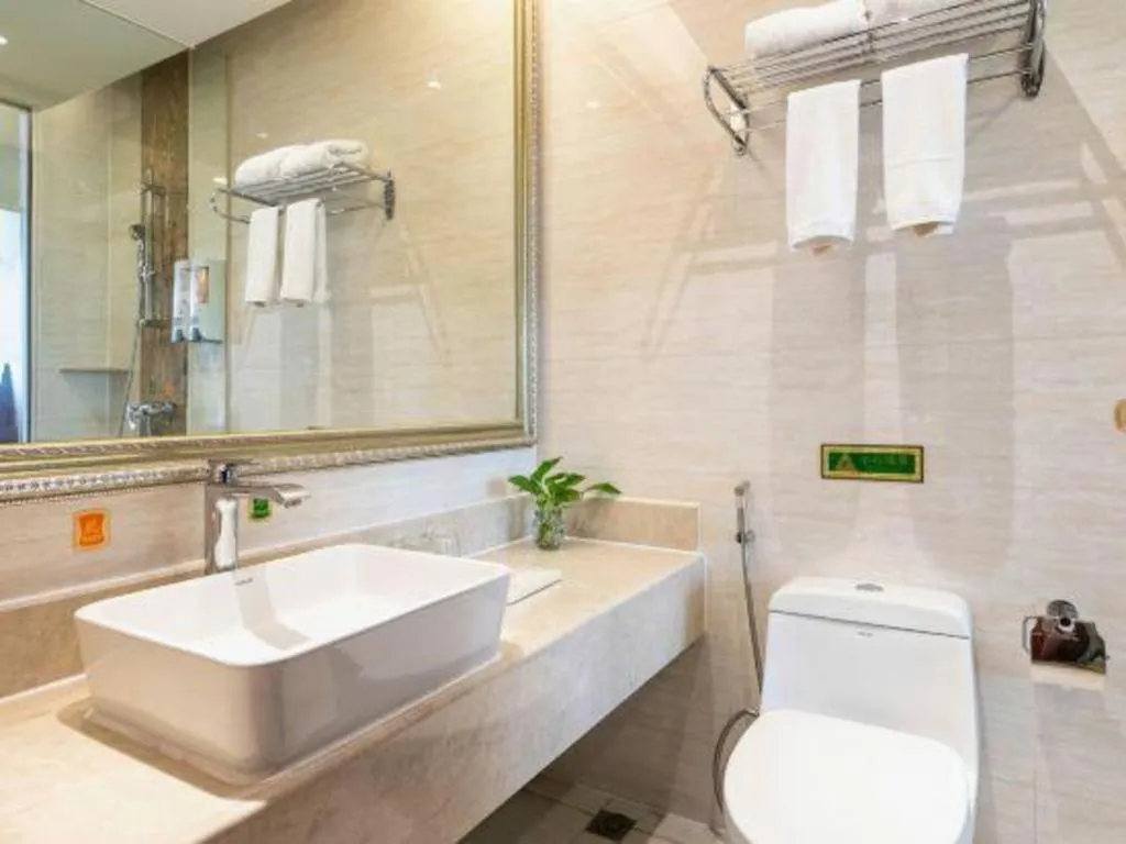 Vienna Hotel Guangdong Zhongshan Ancient Town Lighting Expo Center