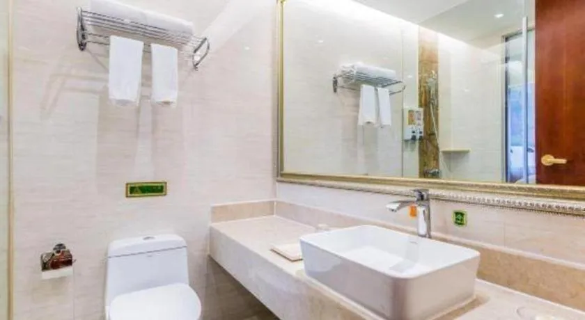 Vienna Hotel Guangdong Zhongshan Ancient Town Lighting Expo Center