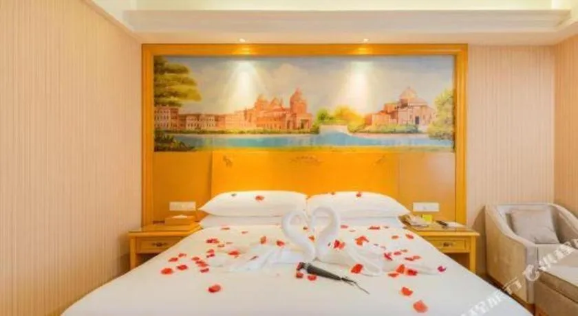 Bed in Vienna Hotel Tianjin Zhongbei Town