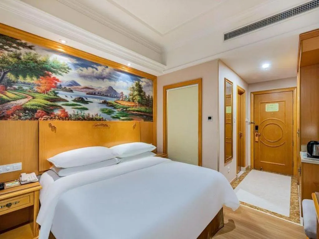Bed in Vienna Hotel Tianjin Zhongbei Town