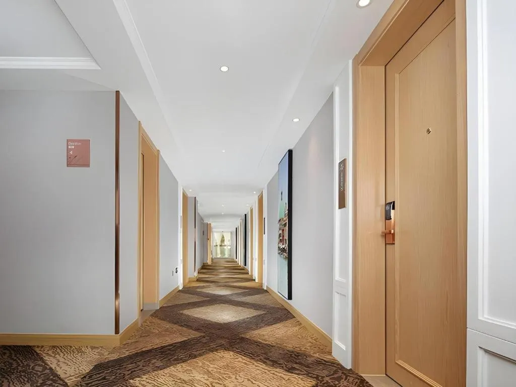 Vienna Hotel Guangxi Baise Xilin County Juting Cultural Arts Center