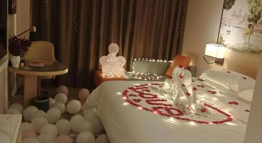 Vienna Hotel Guangxi Baise Xilin County Juting Cultural Arts Center