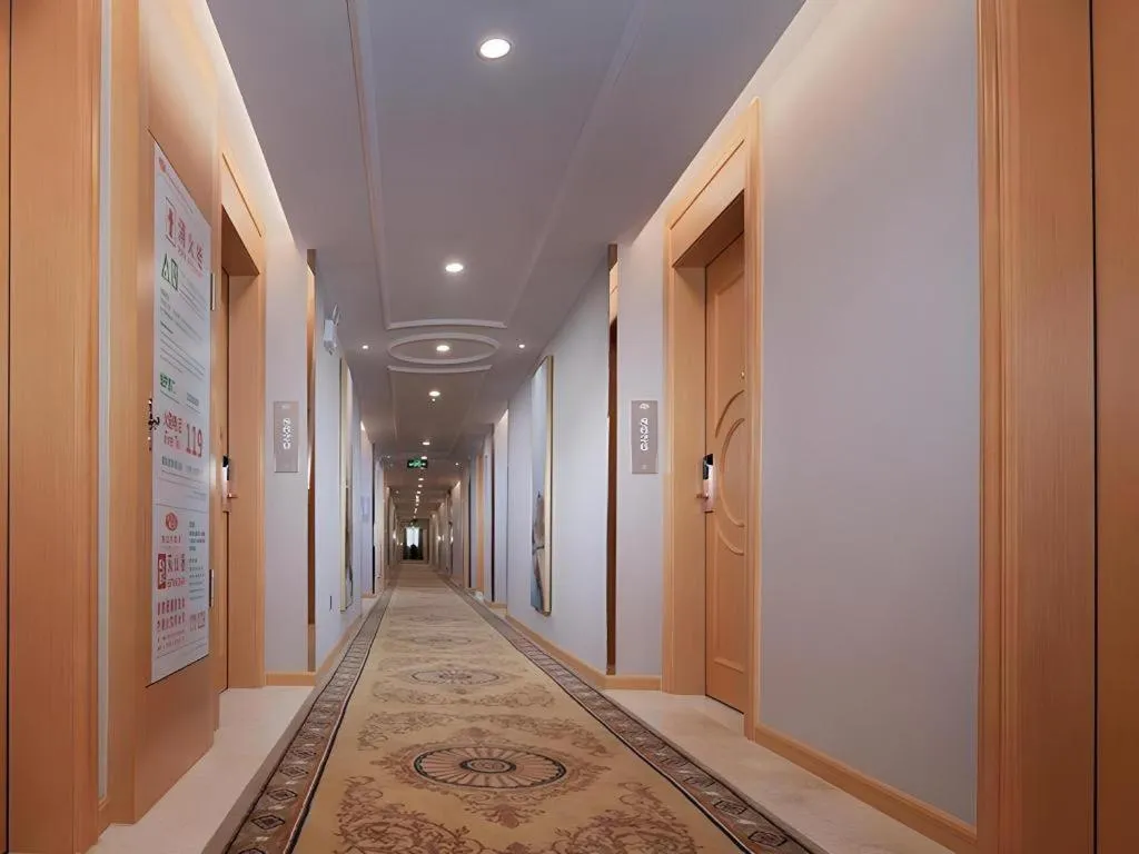 Vienna Hotel Guangdong Shaoguan Ruyuan Yao Cultural Square