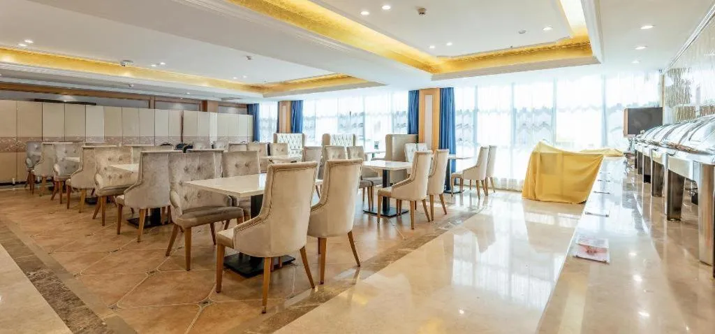 Vienna Hotel Guangdong Shaoguan Ruyuan Yao Cultural Square