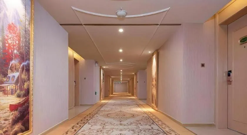 Vienna Hotel Anhui Taihe Baitai Xingma International