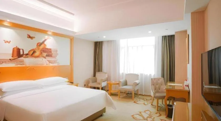 Bed in Vienna Hotel Guangdong Boluo Fu Mountain Scenic Spot
