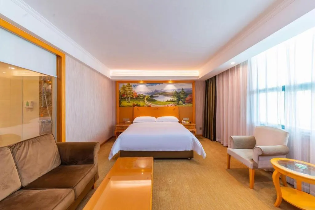 Bed in Vienna Hotel Guangdong Boluo Fu Mountain Scenic Spot