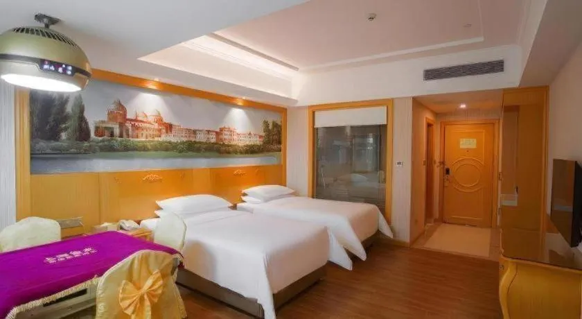 Bed in Vienna Hotel Guangdong Boluo Fu Mountain Scenic Spot