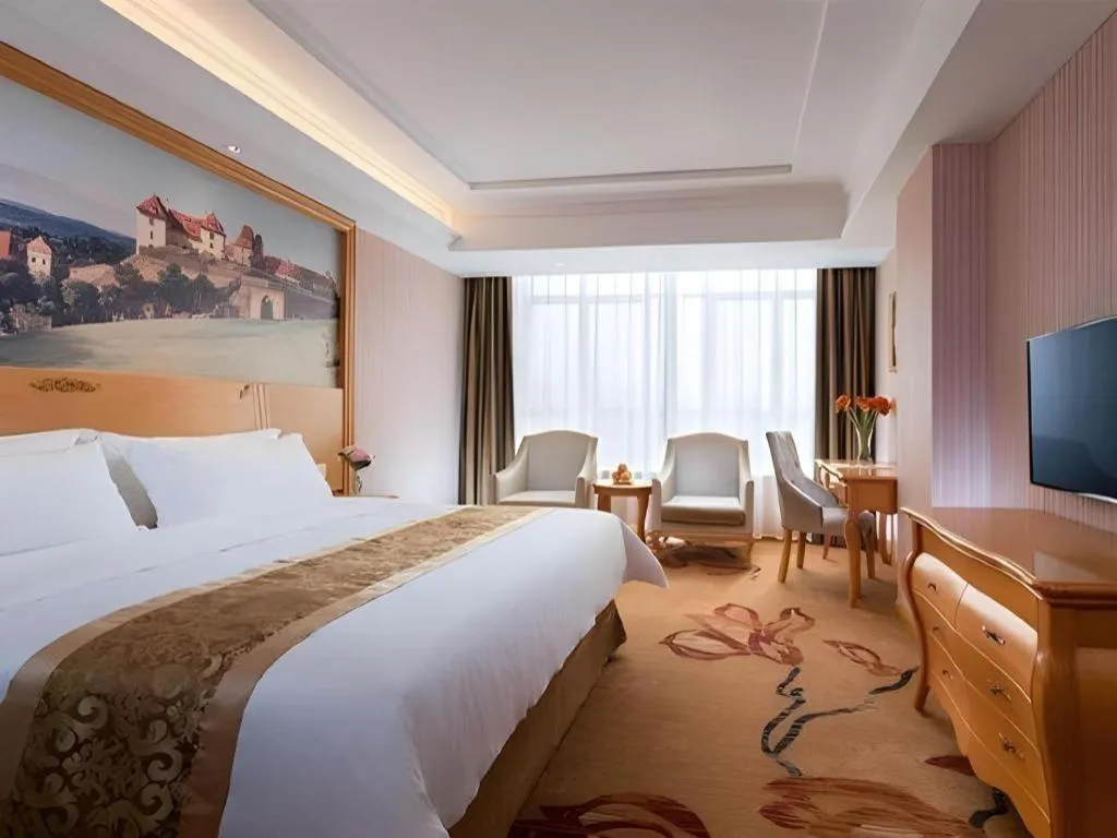 Bed in Vienna Hotel Guangdong Boluo Fu Mountain Scenic Spot