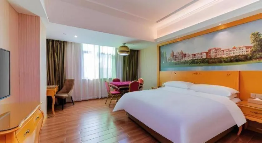 Bed in Vienna Hotel Guangdong Boluo Fu Mountain Scenic Spot