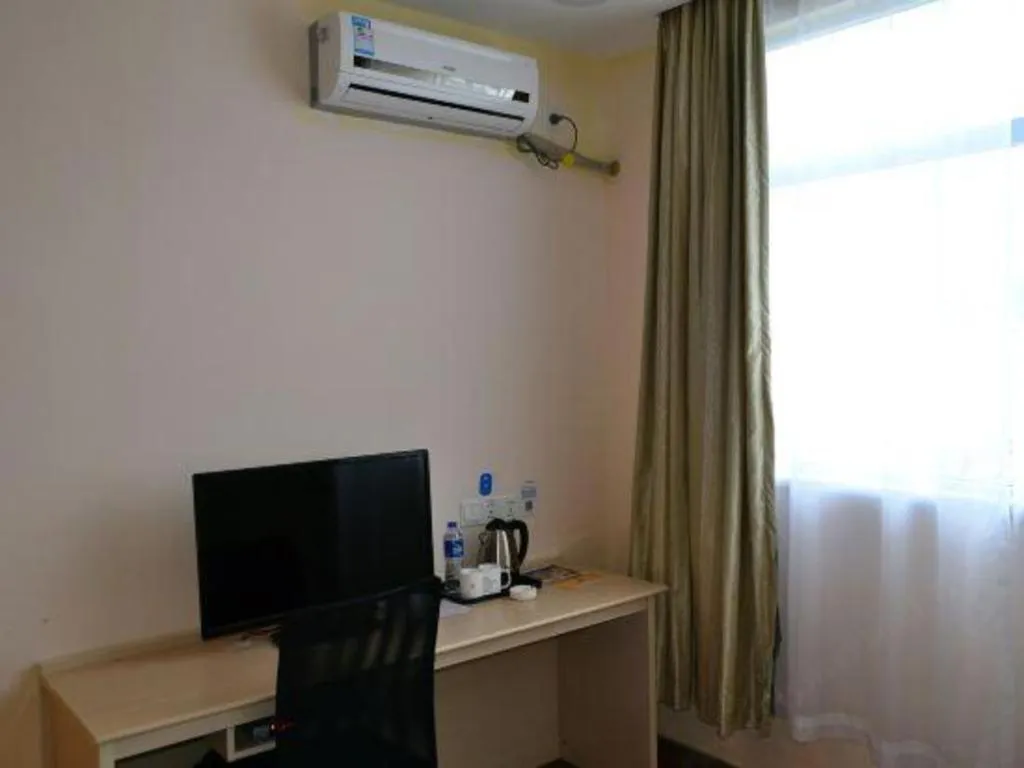 Vienna Hotel Zhuhai Huafashangdu Nanping Science Industrial Park