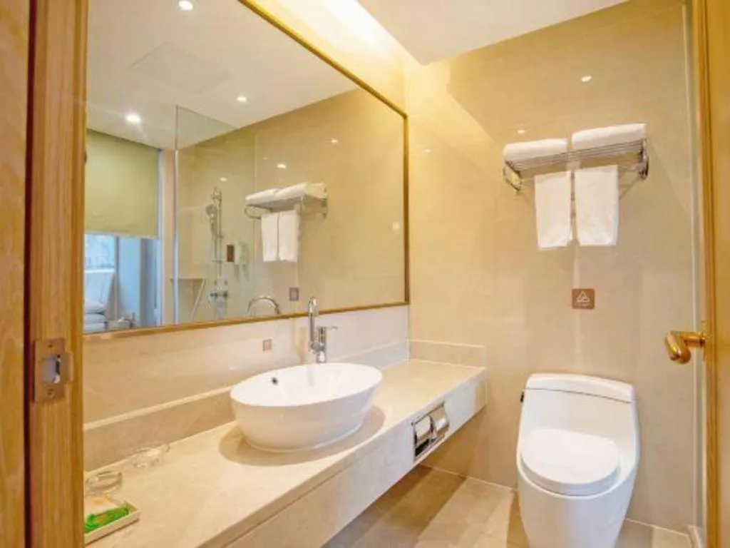 Vienna Hotel Zhuhai Huafashangdu Nanping Science Industrial Park