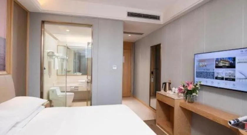 Bed in Vienna Hotel Zhuhai Huafashangdu Nanping Science Industrial Park
