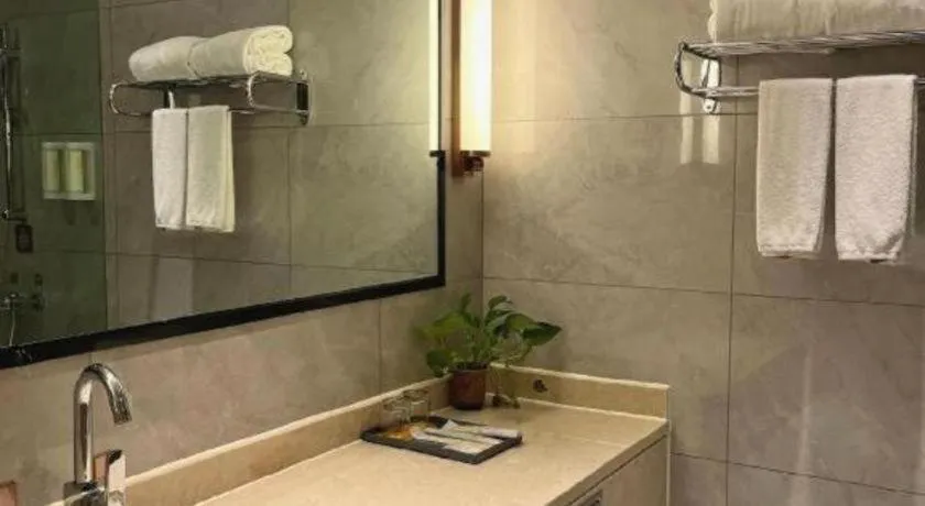 Vienna Hotel Jiangxi Shangrao High-Speed Railway Station