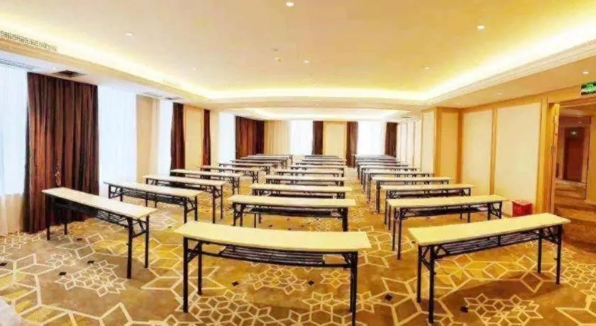 Vienna Hotel Sichuan Hejiang Yangtze River Bridge