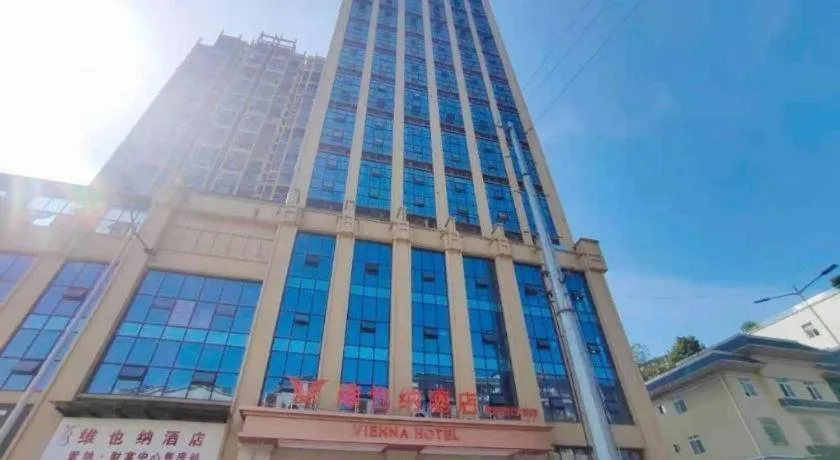 Vienna Hotel Sichuan Hejiang Yangtze River Bridge