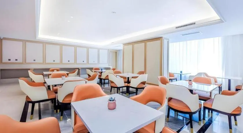 Vienna Hotel Sichuan Hejiang Yangtze River Bridge