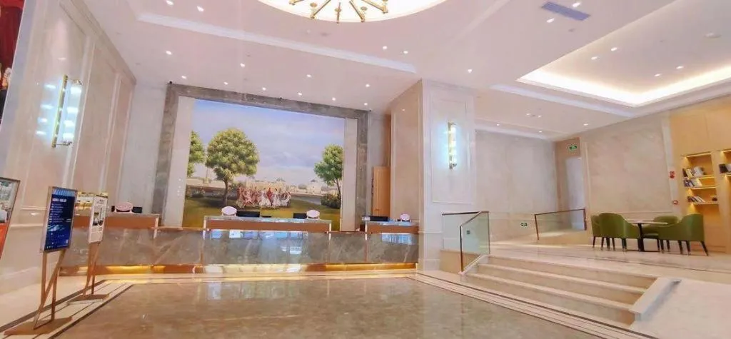 Vienna Hotel Sichuan Hejiang Yangtze River Bridge