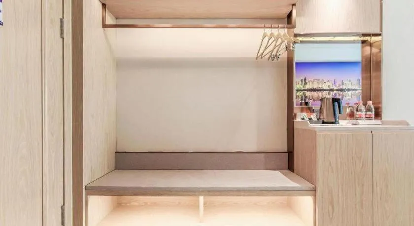 Vienna Hotel Sichuan Hejiang Yangtze River Bridge