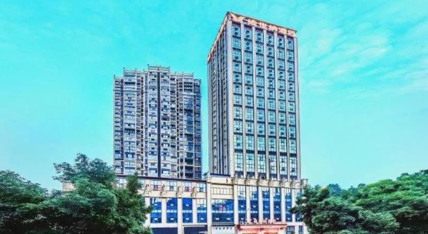 Vienna Hotel Sichuan Hejiang Yangtze River Bridge