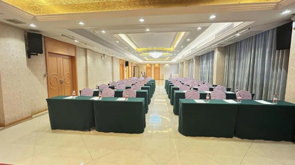 Vienna Hotel Guangxi Beiliu Passenger Station