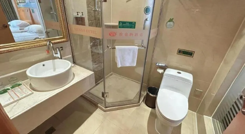 Vienna Hotel Guangxi Beiliu Passenger Station