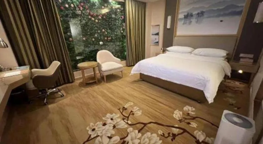 Bed in Vienna Hotel Tianjin Binhai International Airport Free Trade Zone
