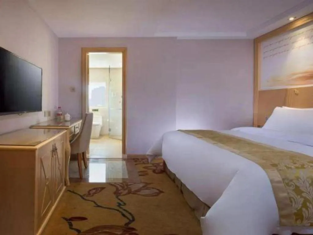 Bed in Vienna Hotel Hangzhou West Lake Qingchun Road