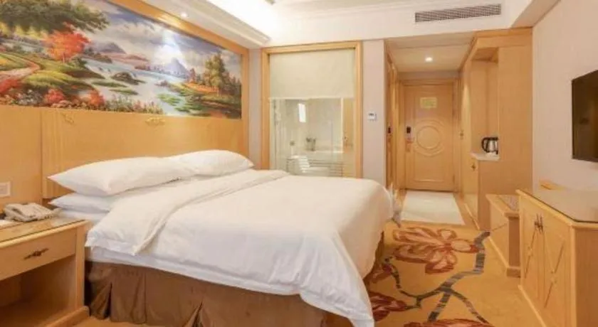 Bed in Vienna Hotel Hangzhou West Lake Qingchun Road
