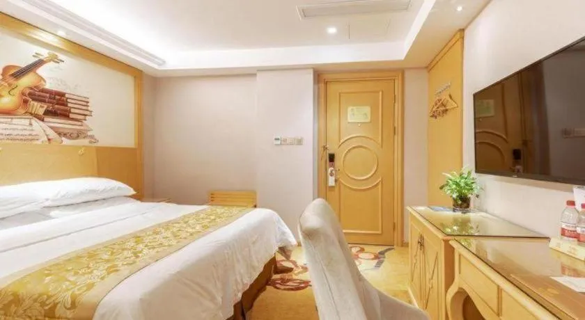 Bed in Vienna Hotel Hangzhou West Lake Qingchun Road