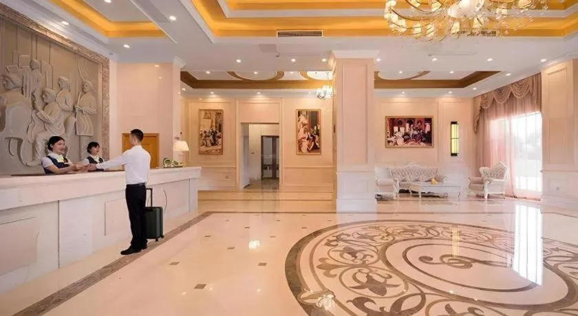 Vienna Hotel Hunan Shaoyang South Railway Station