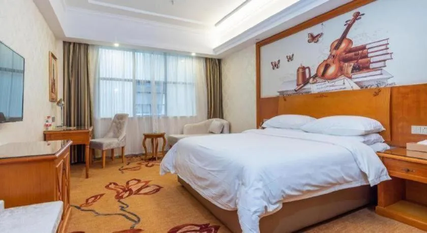 Bed in Vienna Hotel Hunan Shaoyang South Railway Station