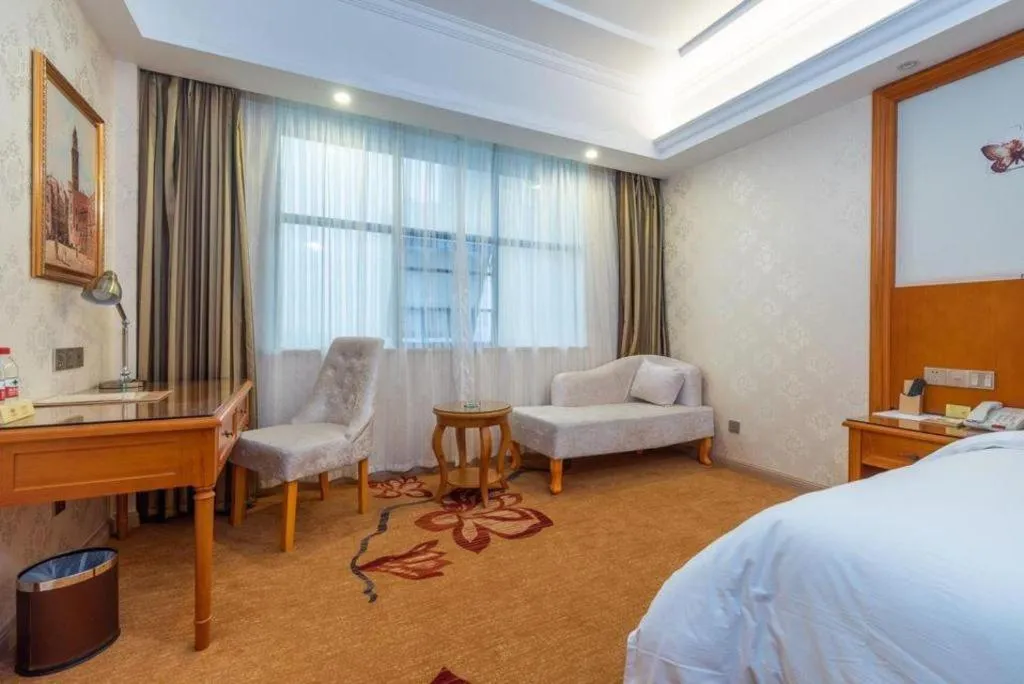 Bed in Vienna Hotel Hunan Shaoyang South Railway Station