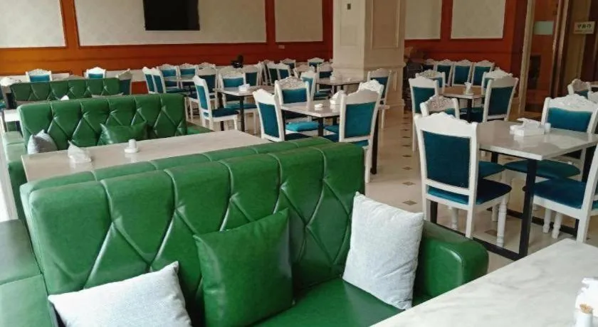 Vienna Hotel Hunan Shaoyang South Railway Station