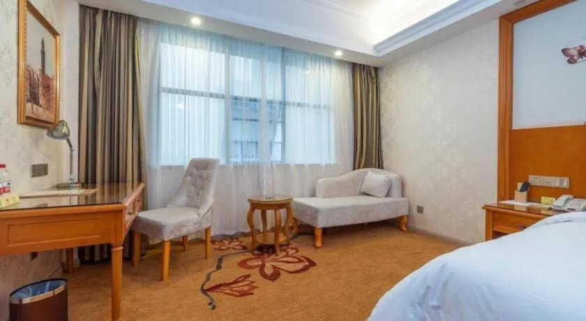 Bed in Vienna Hotel Hunan Shaoyang South Railway Station