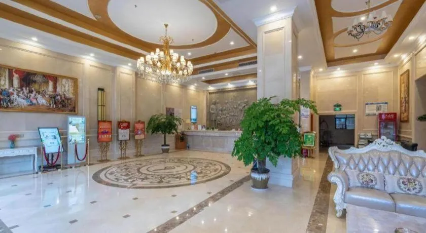 Vienna Hotel Hunan Shaoyang South Railway Station