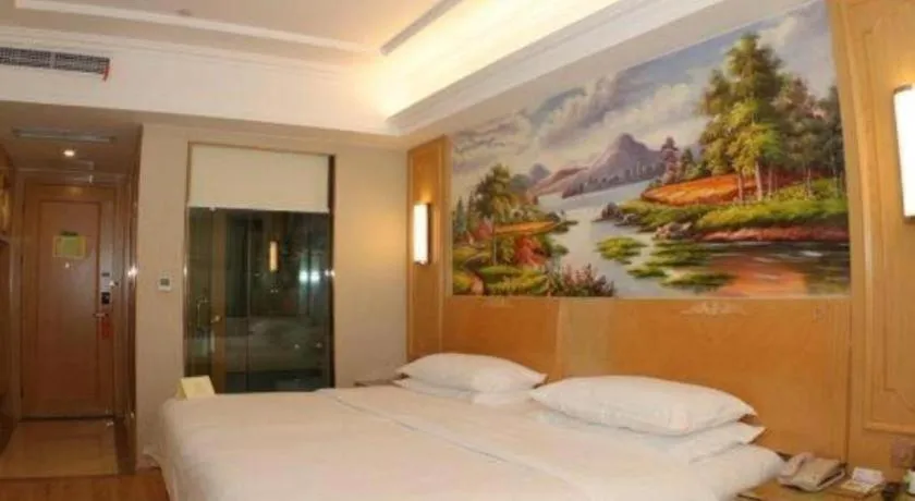 Bed in Vienna Hotel Chongqing Jiefangbei Hongyadong