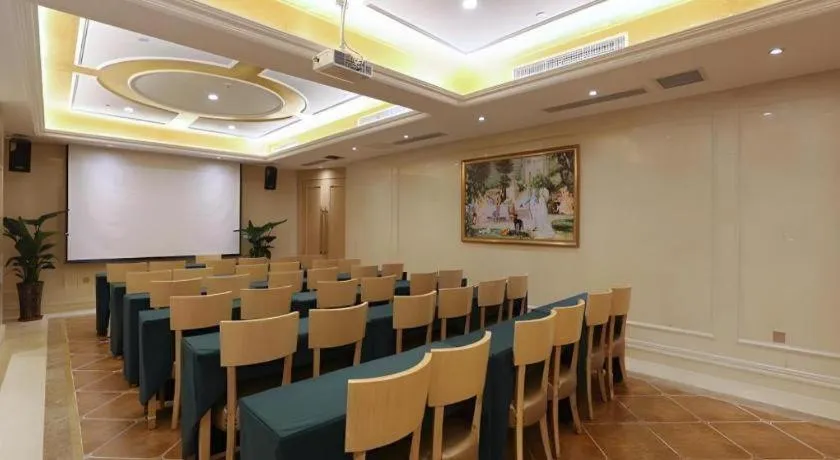 Vienna Hotel Chongqing Jiefangbei Hongyadong