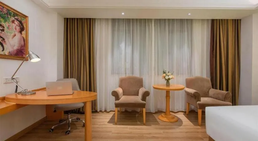 Vienna Hotel Guangdong Foshan Wenhua North Road