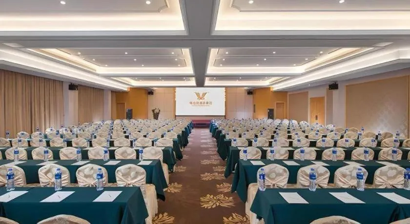 Vienna Hotel Guangdong Foshan Wenhua North Road