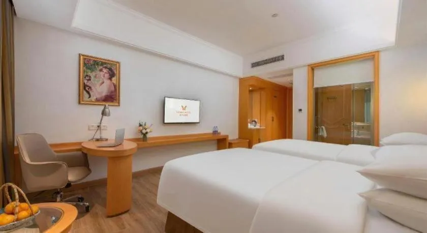 Bed in Vienna Hotel Guangdong Foshan Wenhua North Road