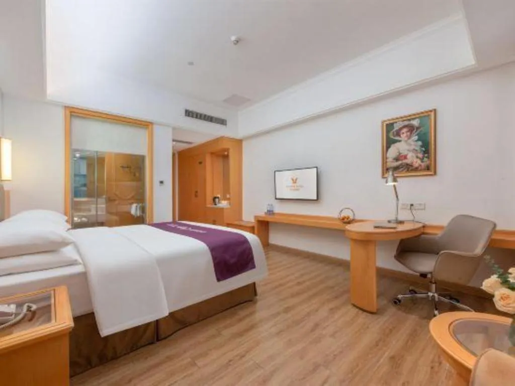 Bed in Vienna Hotel Guangdong Foshan Wenhua North Road