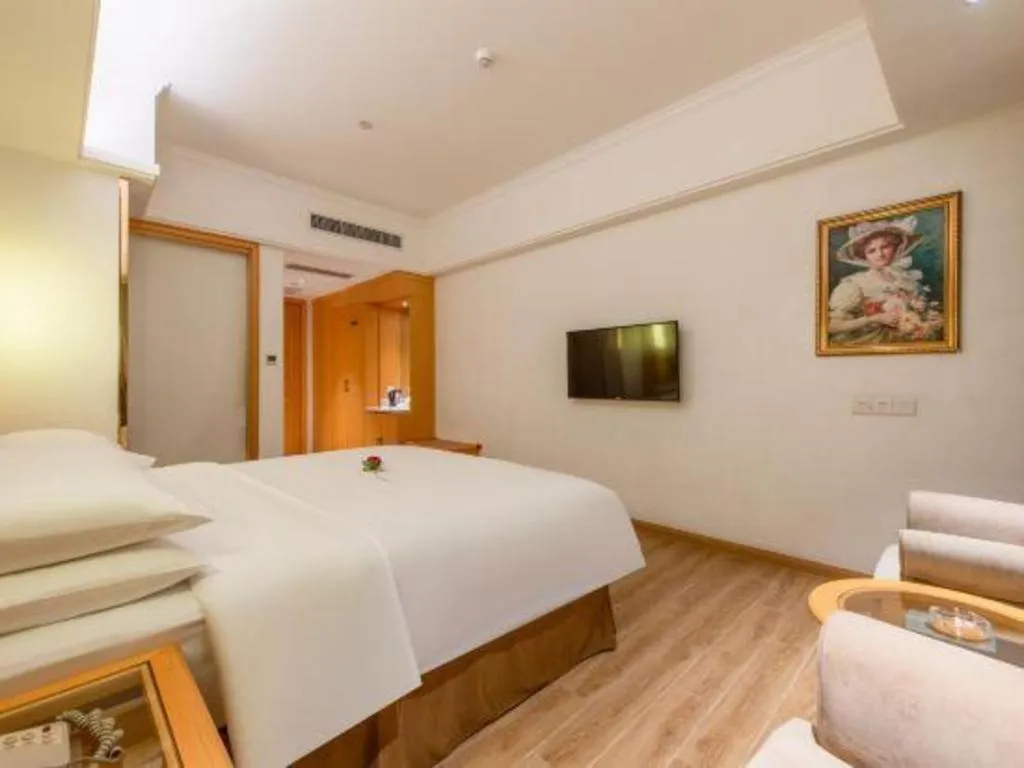 Bed in Vienna Hotel Guangdong Foshan Wenhua North Road